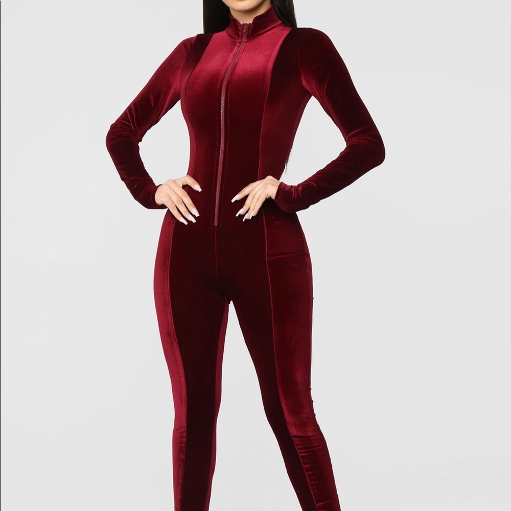 Fashion Nova Burgundy Velvet jumpsuit XS